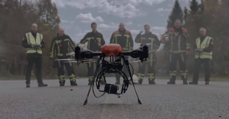 Twentse brandweer test drone voor detectie van giftige stoffen