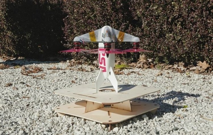 Zeventienjarige breekt Guinness World Record voor snelst opstijgende quadcopter