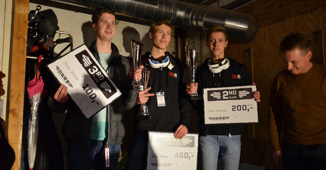 1479589489-dare-league-winnaar-jelmer-poelsma-finalisten-tramkade-den-bosch-19-11-2016.jpg